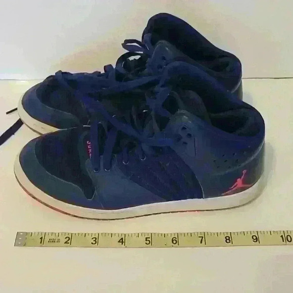 Nike Jordan - Picture 8 of 10